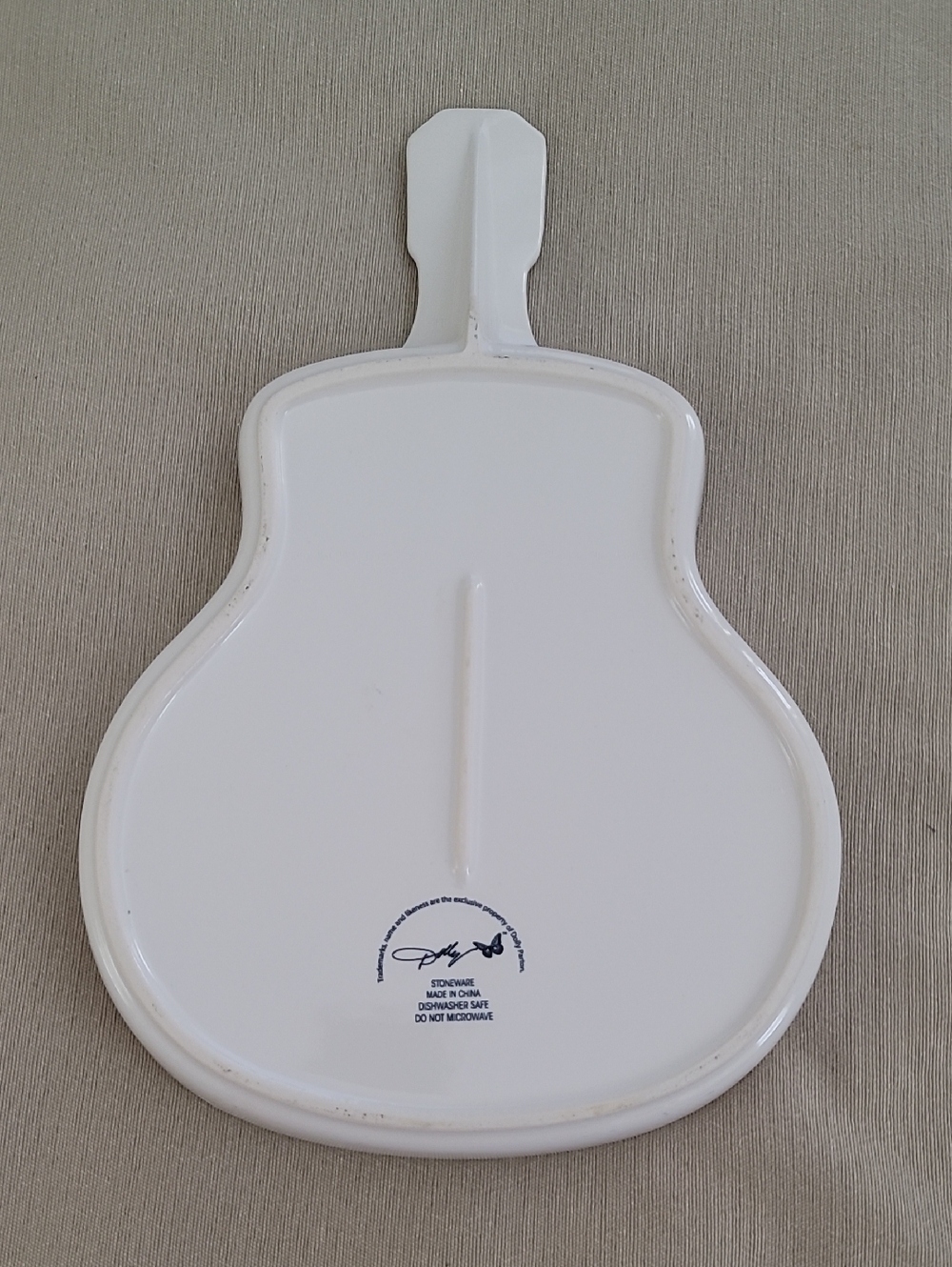 Dolly Parton Ceramic Floral Guitar-Shaped Serving Dish - Picture 7 of 13